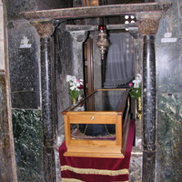 Hosios Loukas, Luke's remains