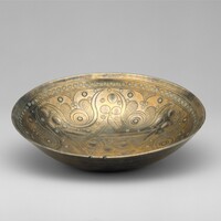 Metropolitan Museum, high‑tin bronze bowl with six-pointed star, side view