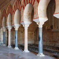 Salón Rico, interior arcade