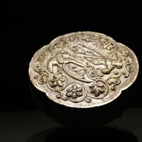 Belitung shipwreck, silver box with parrots