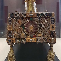 Trier Cathedral Treasury, Altar-reliquary of St. Andrew's sandal, heel and back