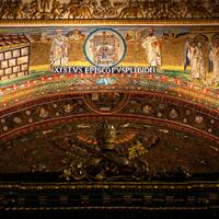 Church of Santa Maria Maggiore, prepared throne at apex of triumphal arch