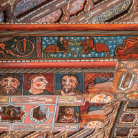 Teruel Cathedral, ceiling, detail with knights and heads