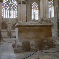 Batalha, Founder's Chapel with tomb chest at center