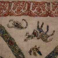 Fatimid textile, scorpion and other creatures