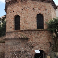 Arian Baptistery, Ravenna, exterior.JPG
