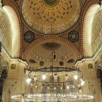 Suleymaniye Mosque, interior, view toward the mihrab