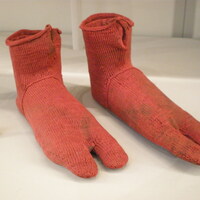 Victoria and Albert Museum, Nålebound socks