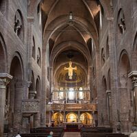 Modena Cathedral, interior