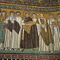 San Vitale, lower apse wall, Justinian and Maximianus mosaic