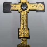 Cologne, Erzbischofliches Diozesanmuseum, Cross of Herimann and Ida, back