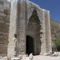 Sultan Han, courtyard portal