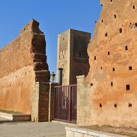 Rabat, Incomplete Friday mosque, walls