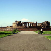 Zvart'nots', view from the north with Mount Ararat