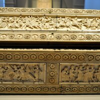 Veroli Casket, V&A, front + lid