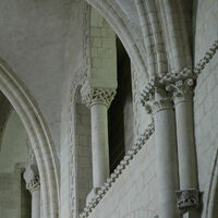 Saint-Étienne at Caen, interior elevation