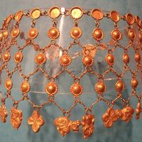 Dumbarton Oaks, necklace