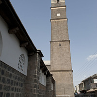 Ülü Camii, minaret built along the qibla wall