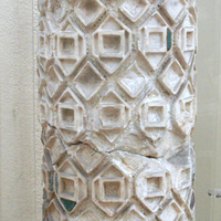 Hagios Polyeuktos, inlaid column