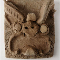 Por-Bajin, tile with apotropaic dragon