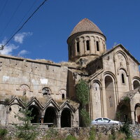 Oshki, exterior from the south